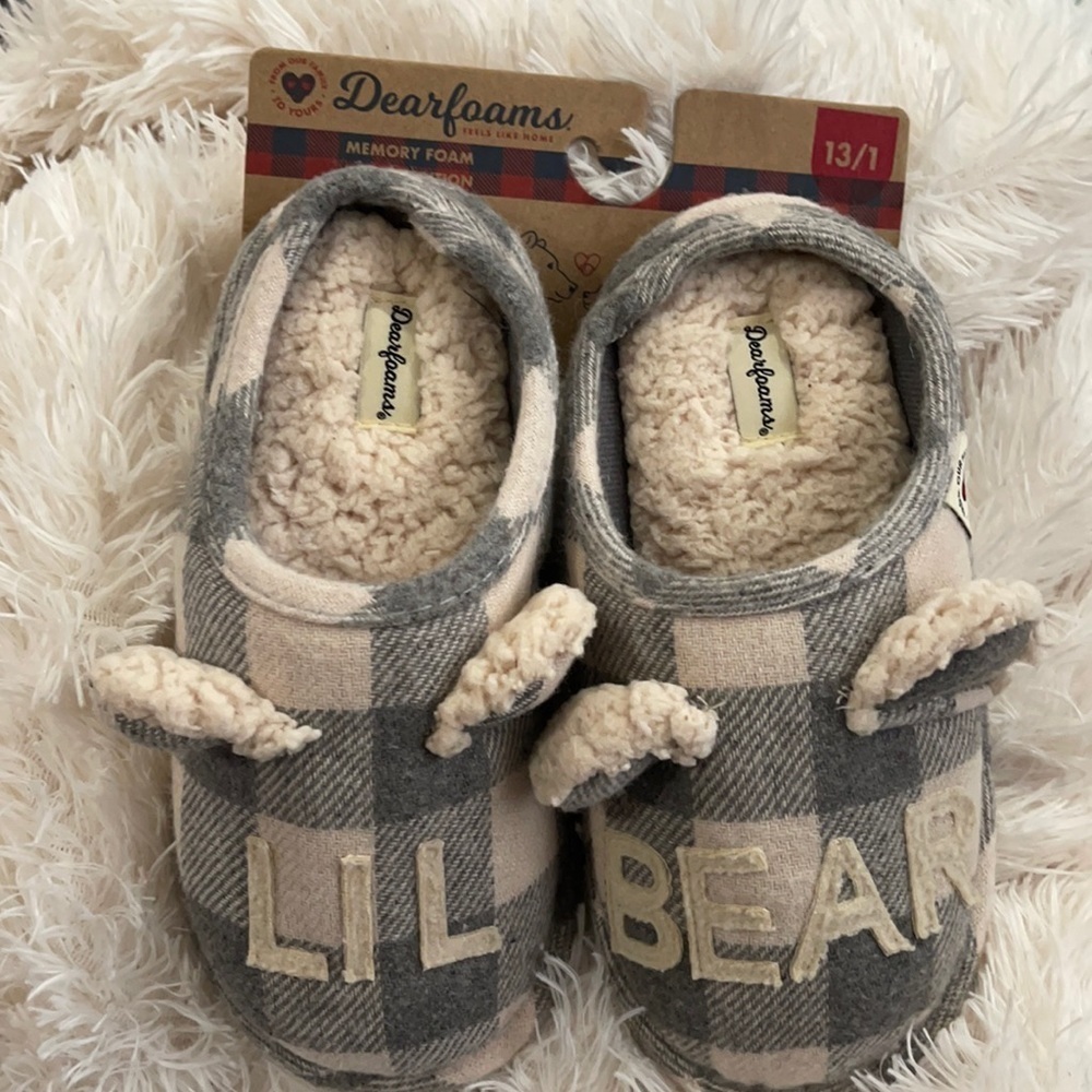 New Dearfoams Lol Bear slippers